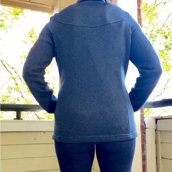 North Face Zip Front - Picture 3 of 5